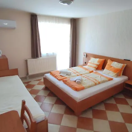 בית הארחה Green