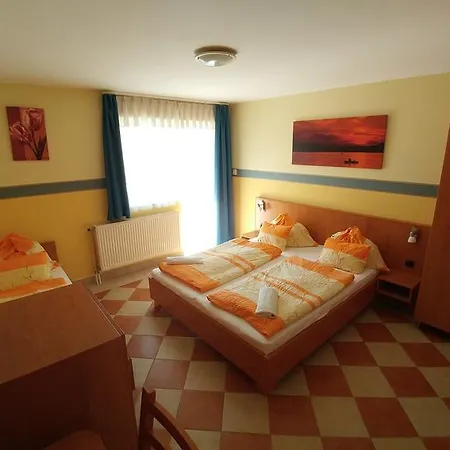 בית הארחה Green באלאטונפורד