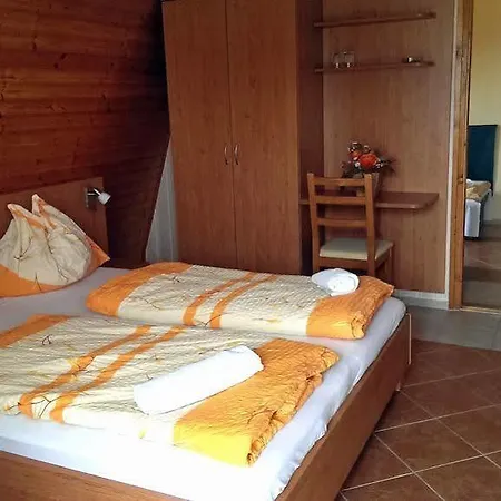 Green בית הארחה